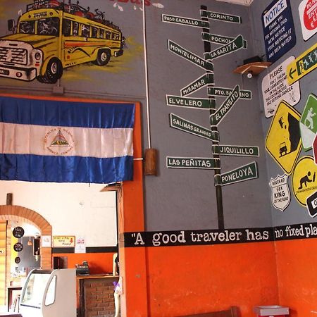 Bigfoot Hostel León Kültér fotó
